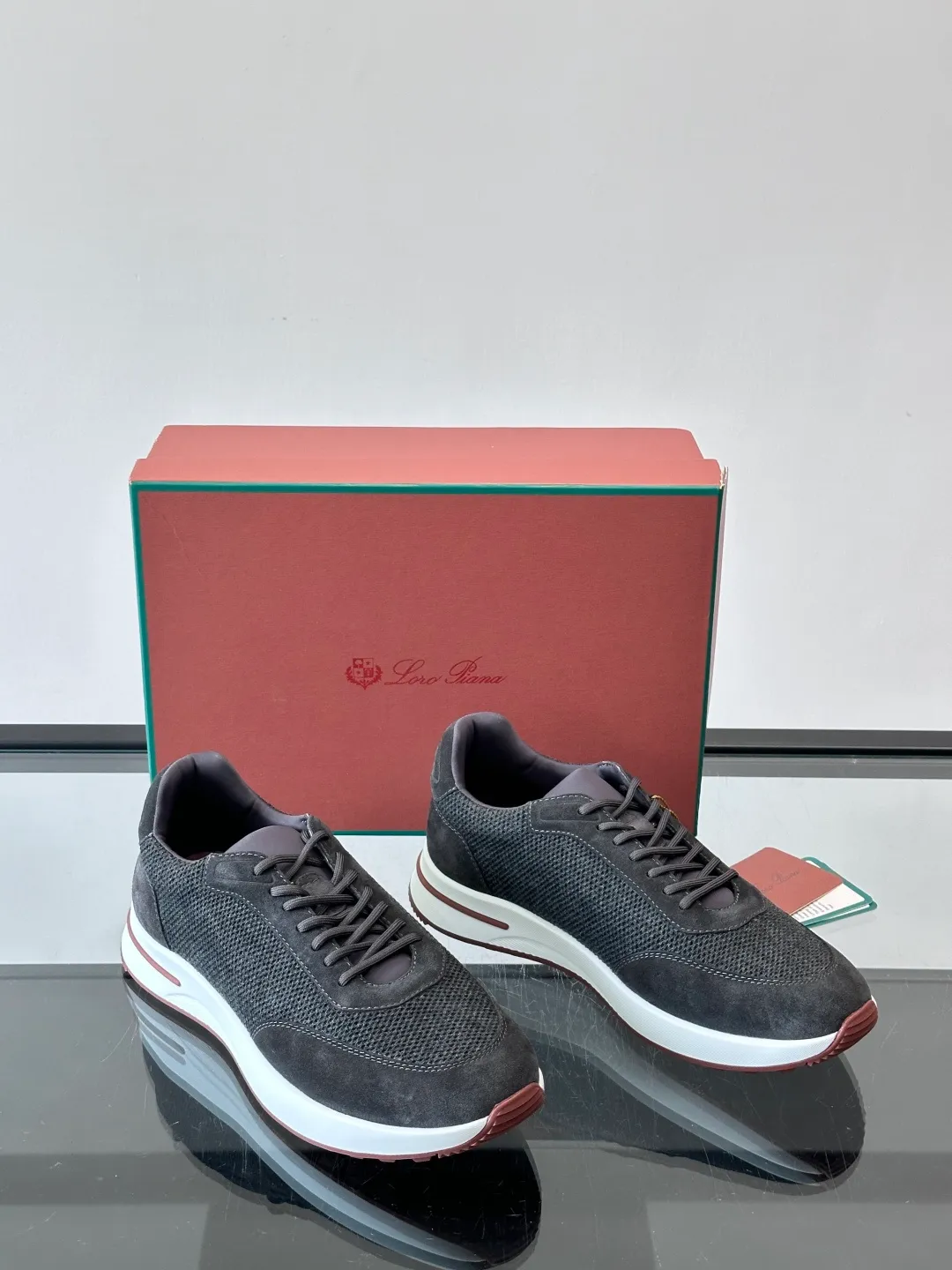 Men's men's shoes 💰p580 "Loro men's shoes 💰pian＊" Week End Walk series sports shoes, using exclusive raw materials, mesh upper + suede stitching, breathable and comfortable, rubber soles with strong grip, suitable for commuting and casual outings. Low-key high-end gray tone, versatile suit or casual wear, size: 39-44 (customized at 38.45.46)